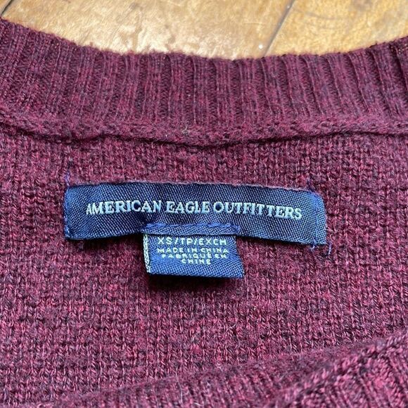 American Eagle Burgundy Thermal Sweater size XS - Picture 2 of 5